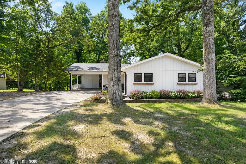 13 Cumbrian Drive, Bella Vista