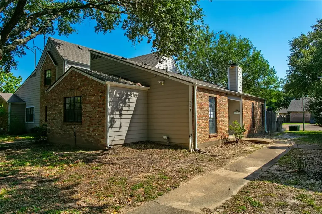 2505 Cross Timbers Drive, College Station