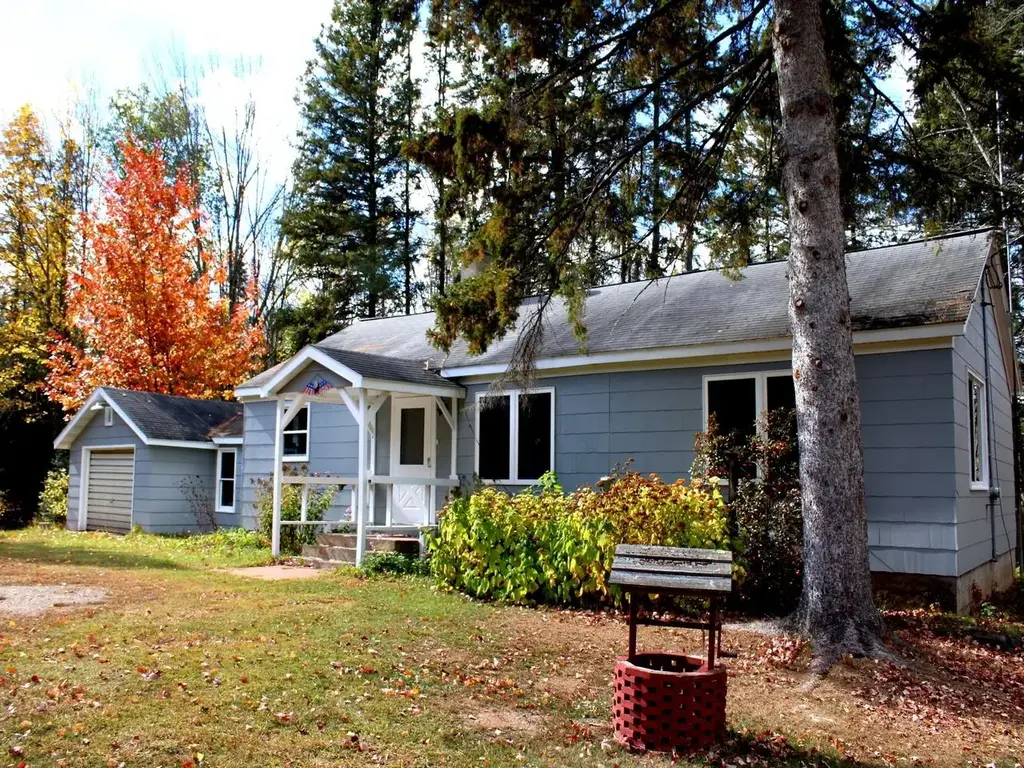 1834 Hwy 182 W, Park Falls