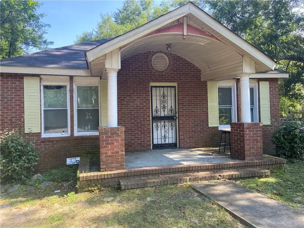 1311 15th Place, Phenix City