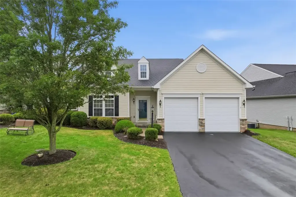 5758 Montville Drive , South Fayette