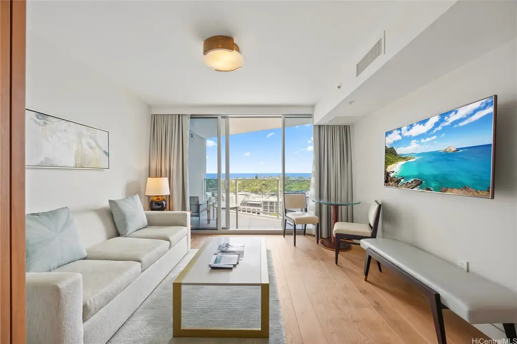 2139 Kuhio Avenue # 1107, Honolulu