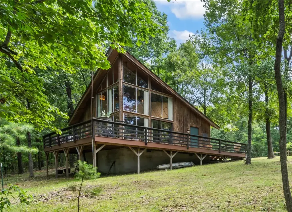 174 Black Bear Road, Kansas