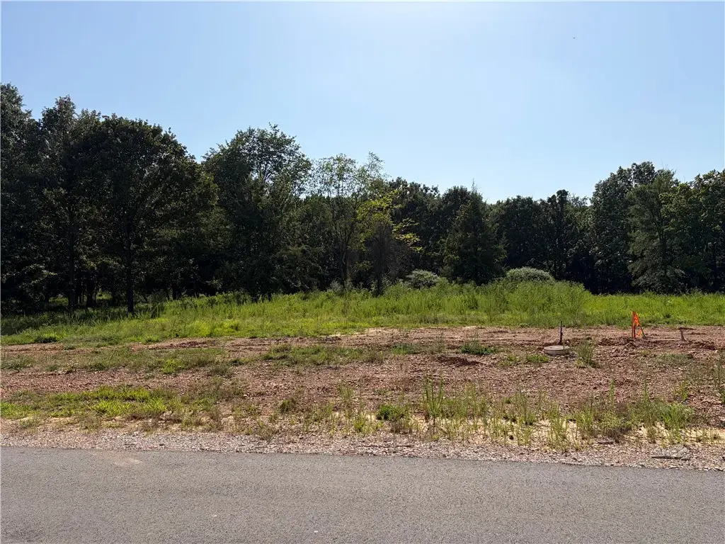13113 Wallys Way, Siloam Springs