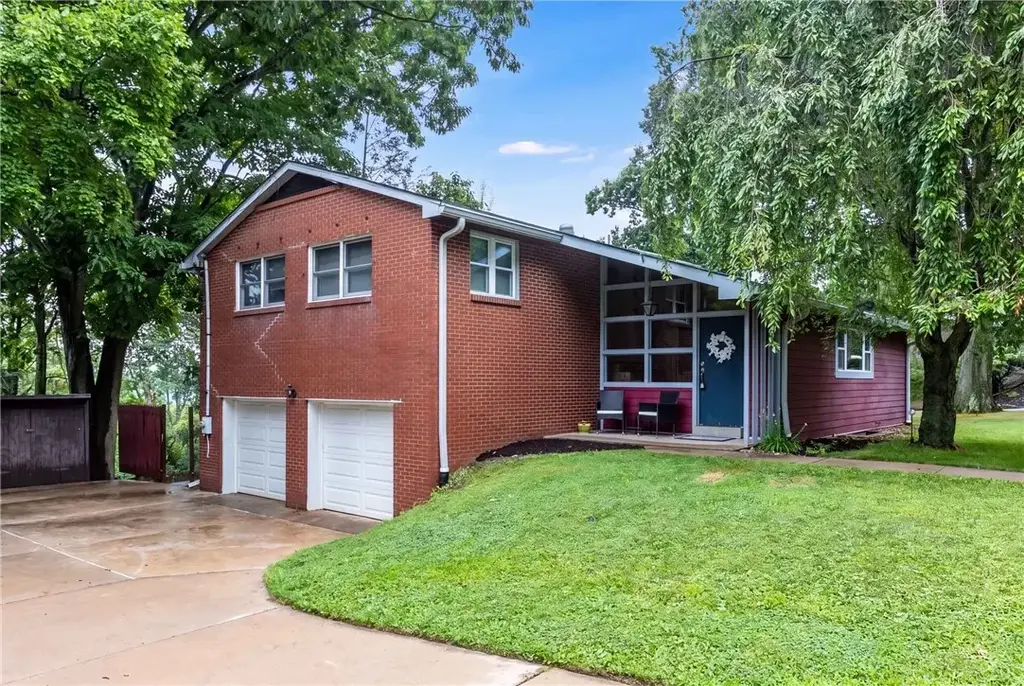 9 Highland Drive , Kilbuck
