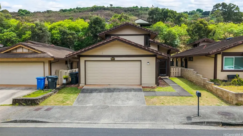 98-588 Kilinoe Street # 101, Aiea