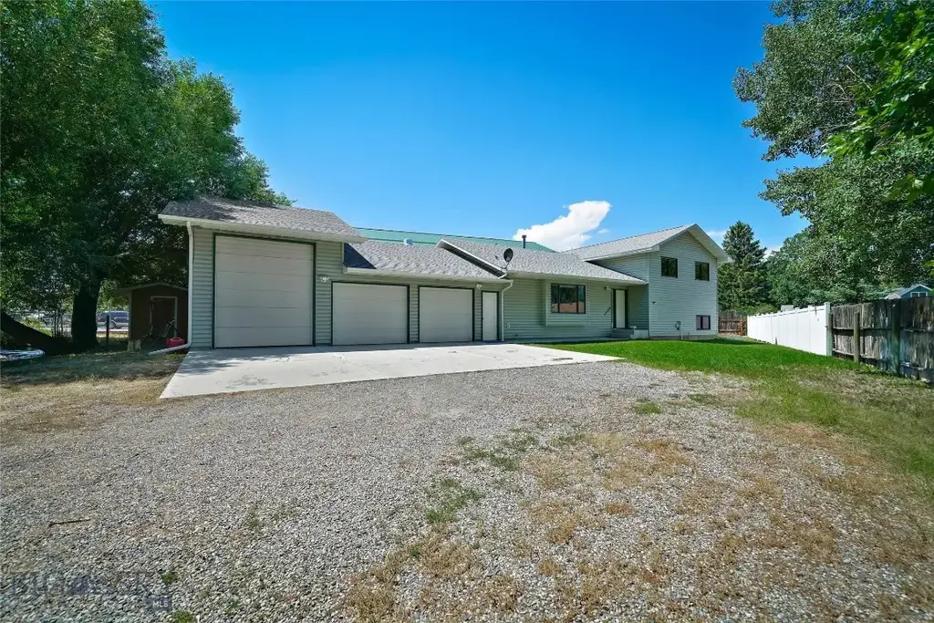 38a N Woodard Avenue, Absarokee