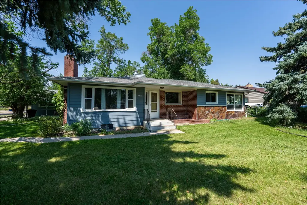 2425 Central Avenue W, Great Falls