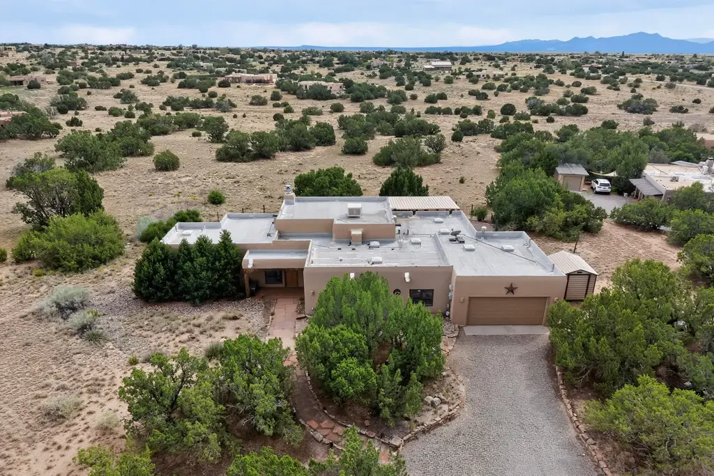 53 Balsa Road, Santa Fe