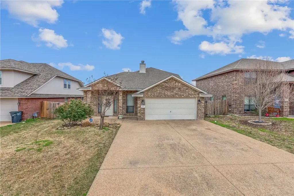918 Dove Landing, College Station