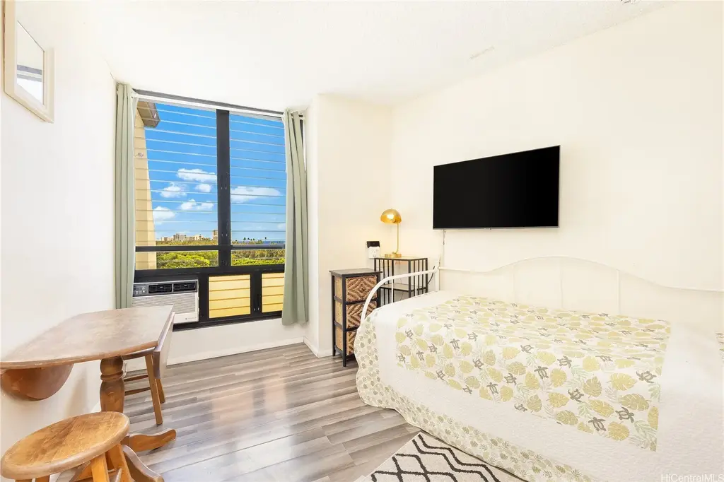 134 Kapahulu Avenue # 907, Honolulu