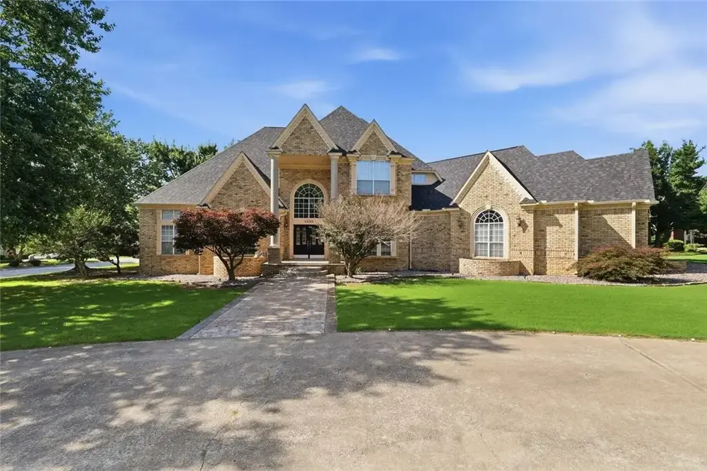 4020 Thornbury Drive, Springdale