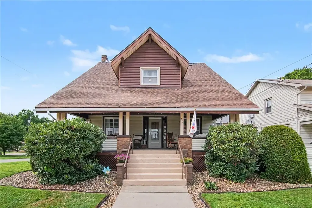 310 Glen Avenue , Ellwood City