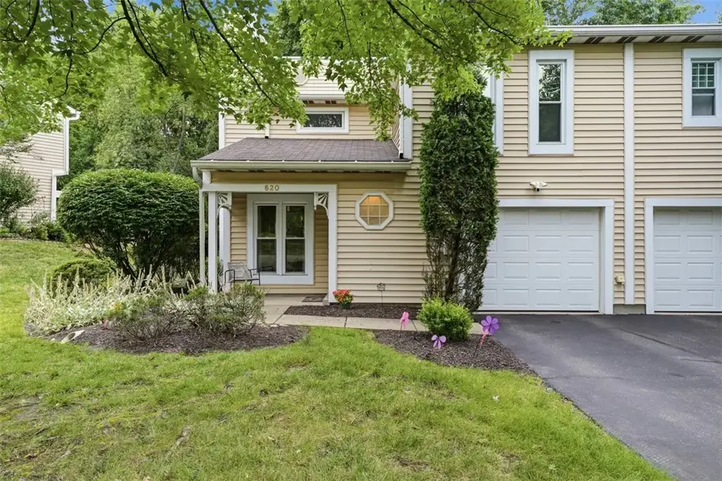 620 Brighton Woods Road, Brighton Heights