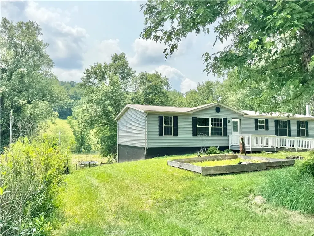 955 Bridge Road , South Franklin