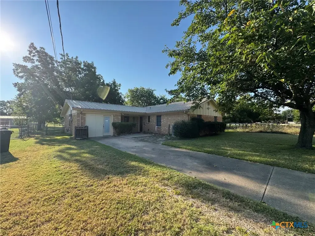 105 Curry Drive, Gatesville