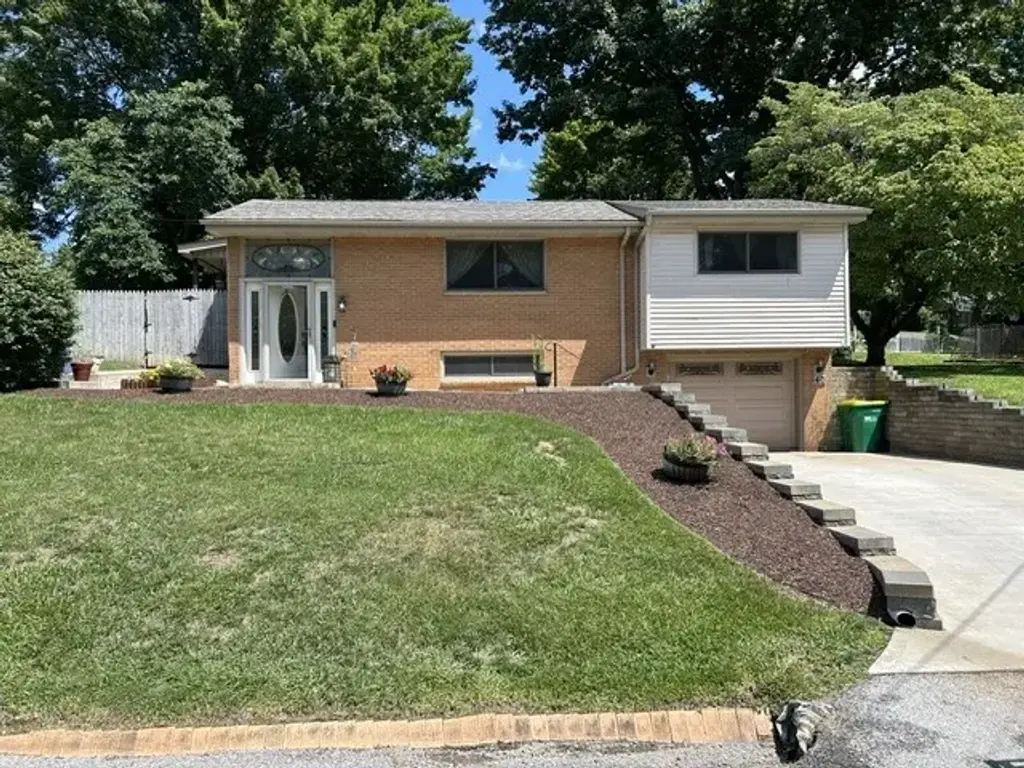 140 Autumn Drive , Twp of But SE