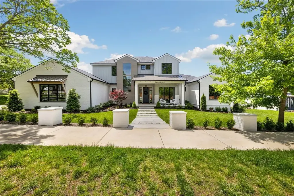 217 W Lawson Street, Fayetteville