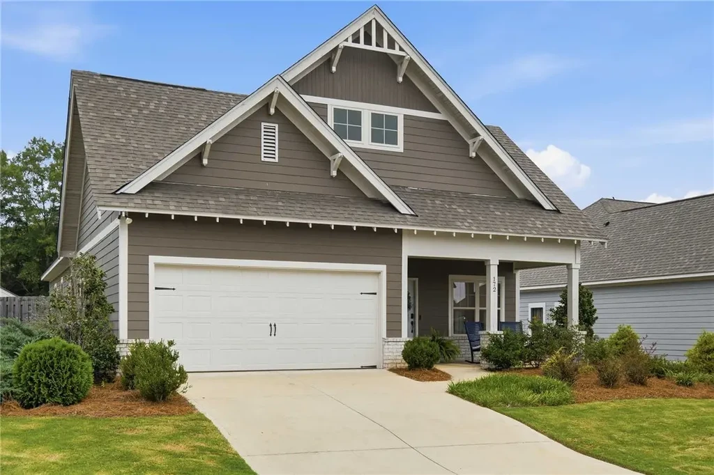 172 Northern Flicker Ct, Auburn