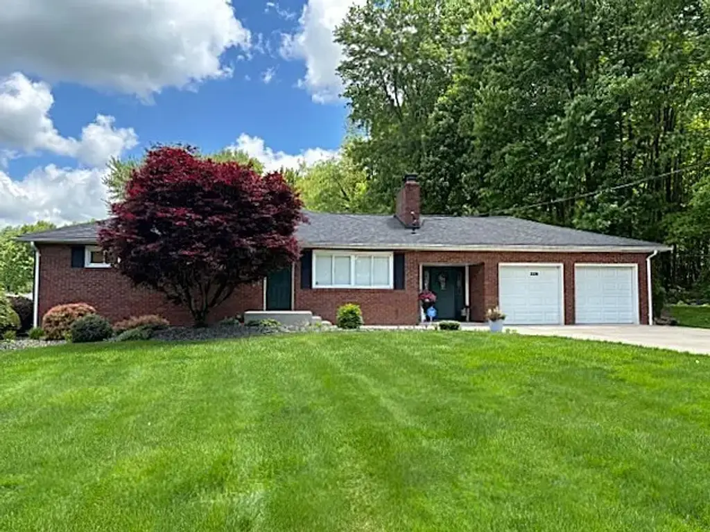 3326 Hillsville Road , Mahoning