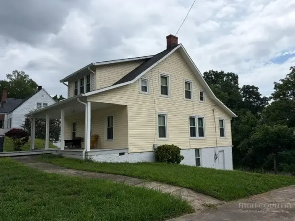 911 I Street, North Wilkesboro
