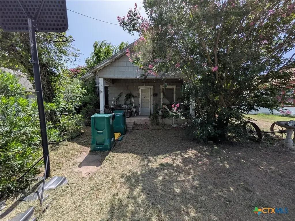 410 S 14th Street, Gatesville