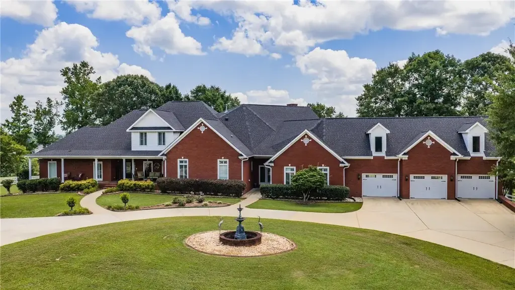 84 Providence Ridge Rd, Alexander City