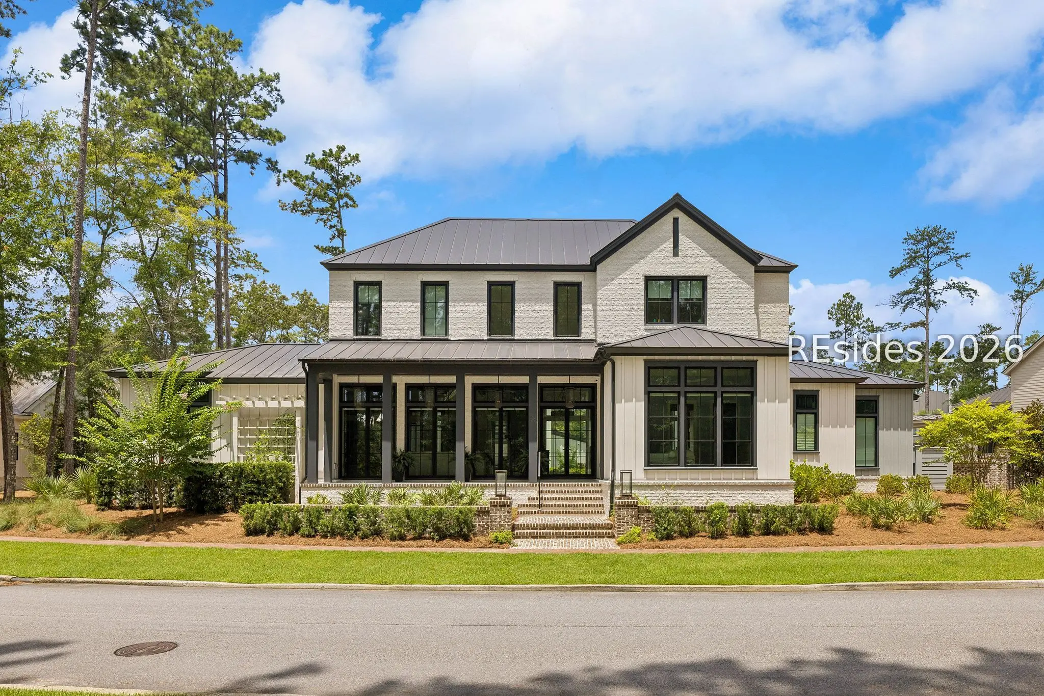 Photo of Listing #511693