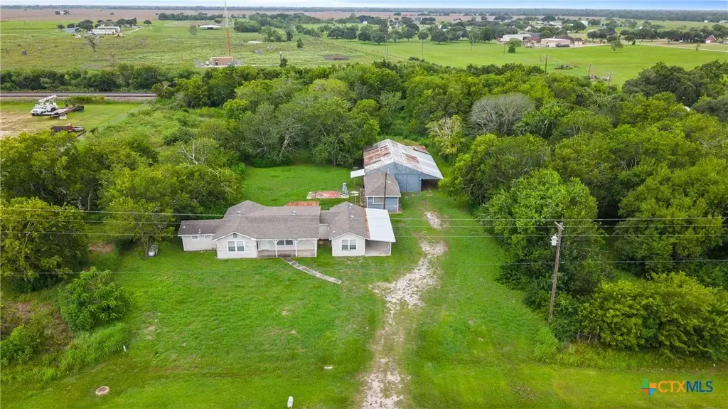 1409 W Main Street, Edna