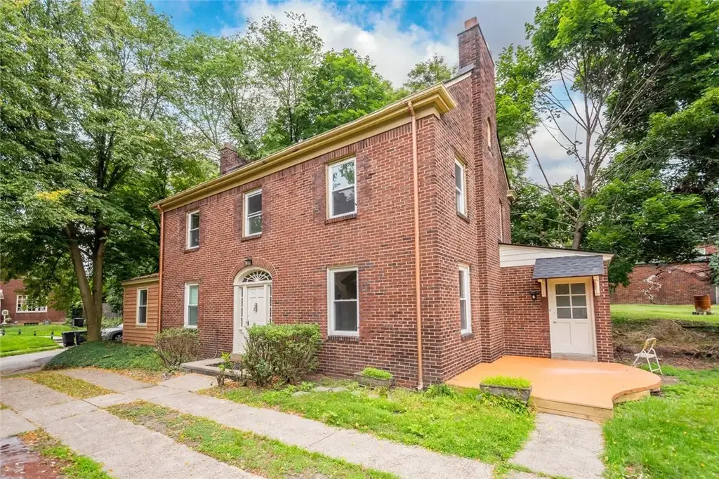 1513 Manor Avenue, McKeesport
