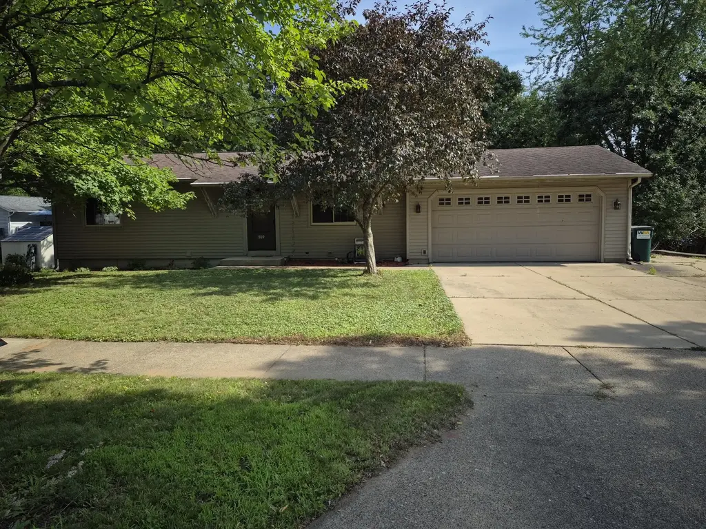 809 Kimberly Drive, Eau Claire