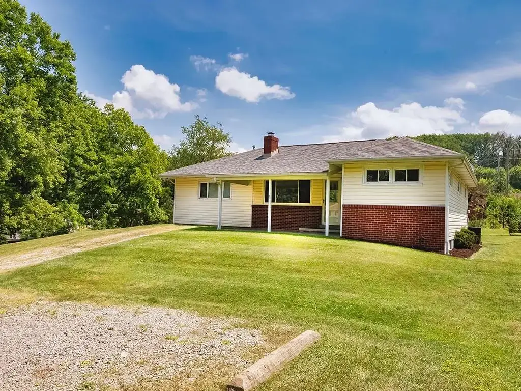 2488 Banks School Road, Hampton