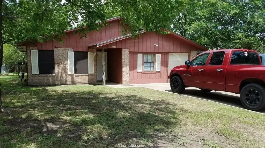 1111 S Dexter Drive, College Station