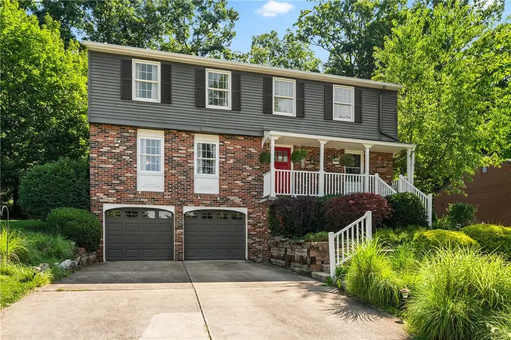 1628 Harvest Hill Drive , Plum Boro