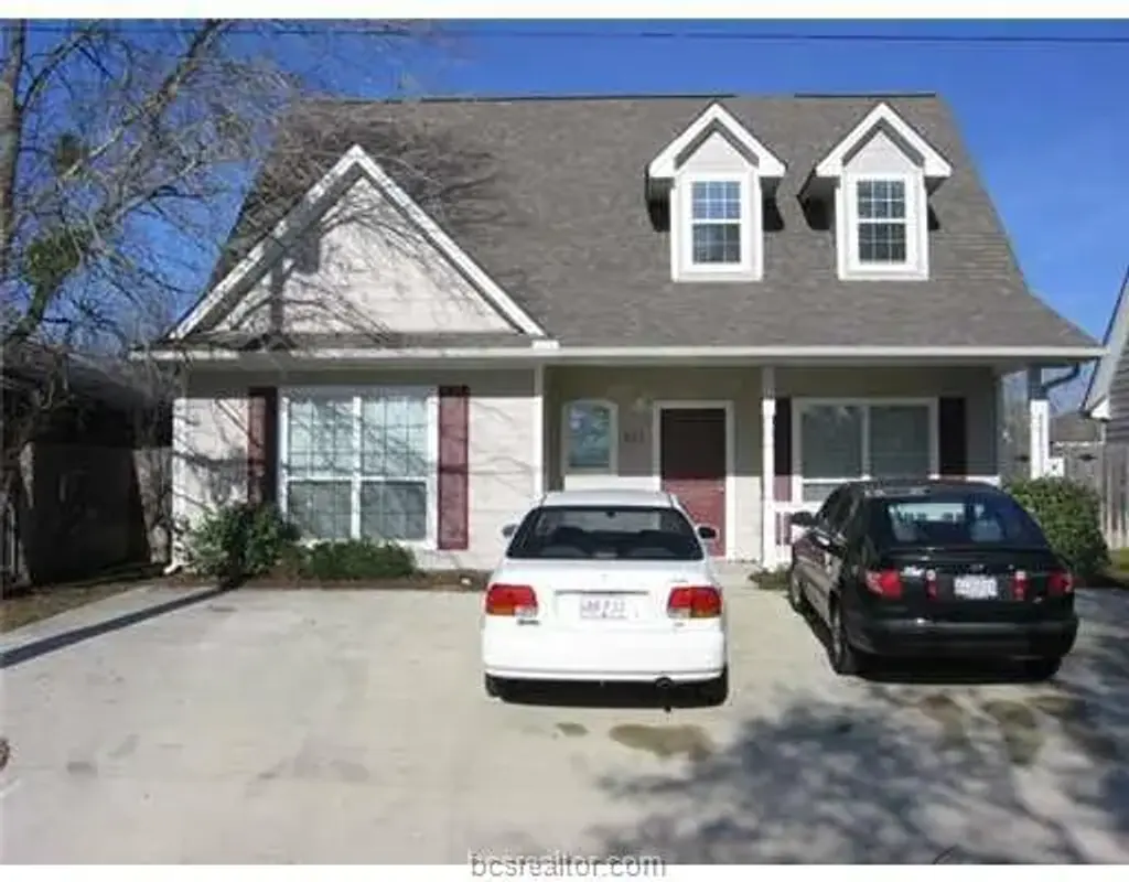 611 Columbus Street, College Station