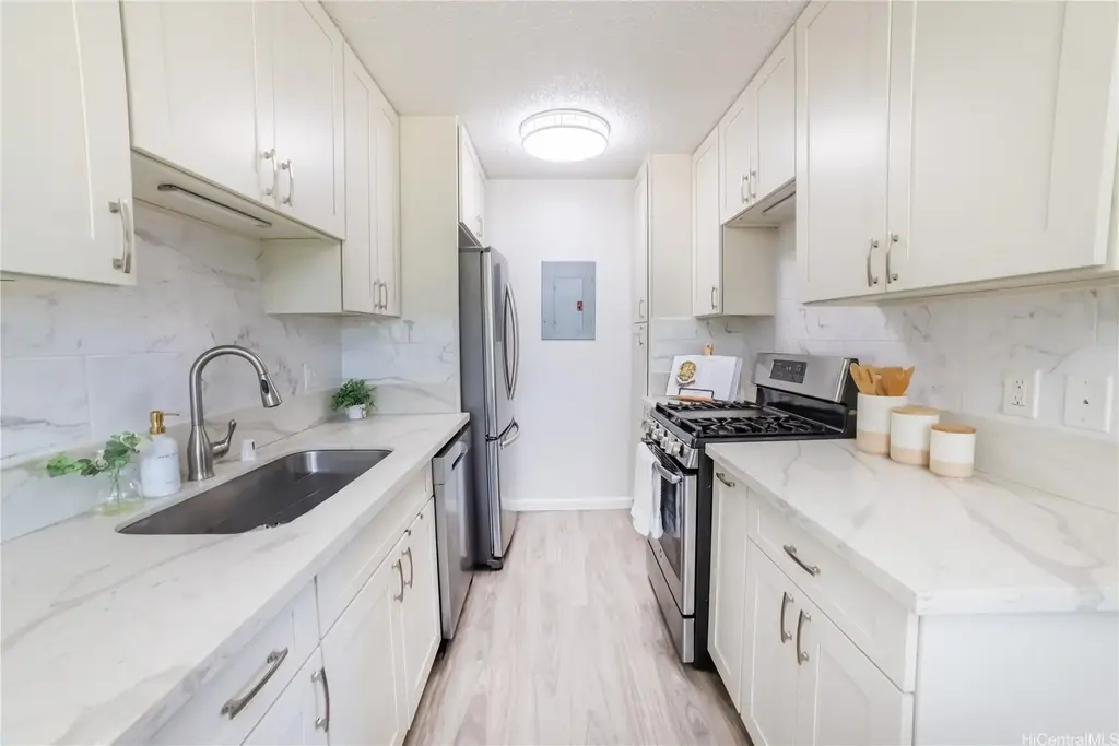 91-1170 Puamaeole Street # 9r, Ewa Beach