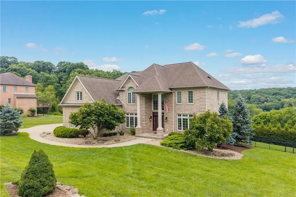 2183 Grandeur Drive , Hampton