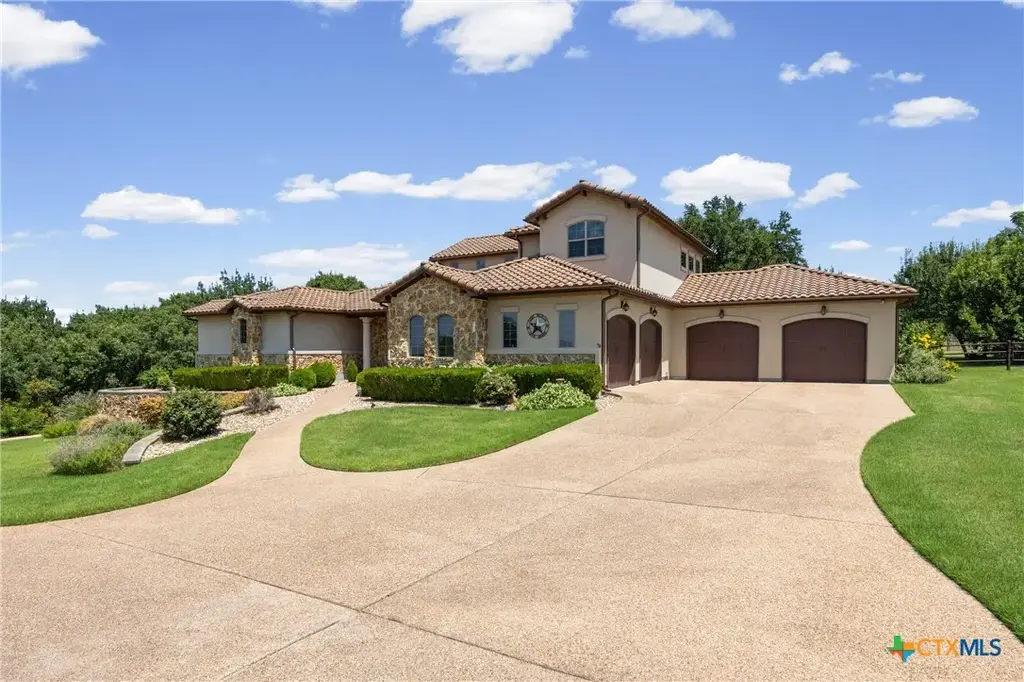 523 Messer Ranch Road, Belton