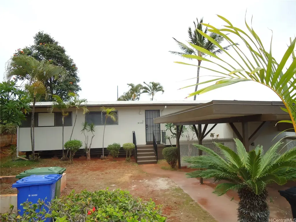 94-1133 Lumiauau Street, Waipahu