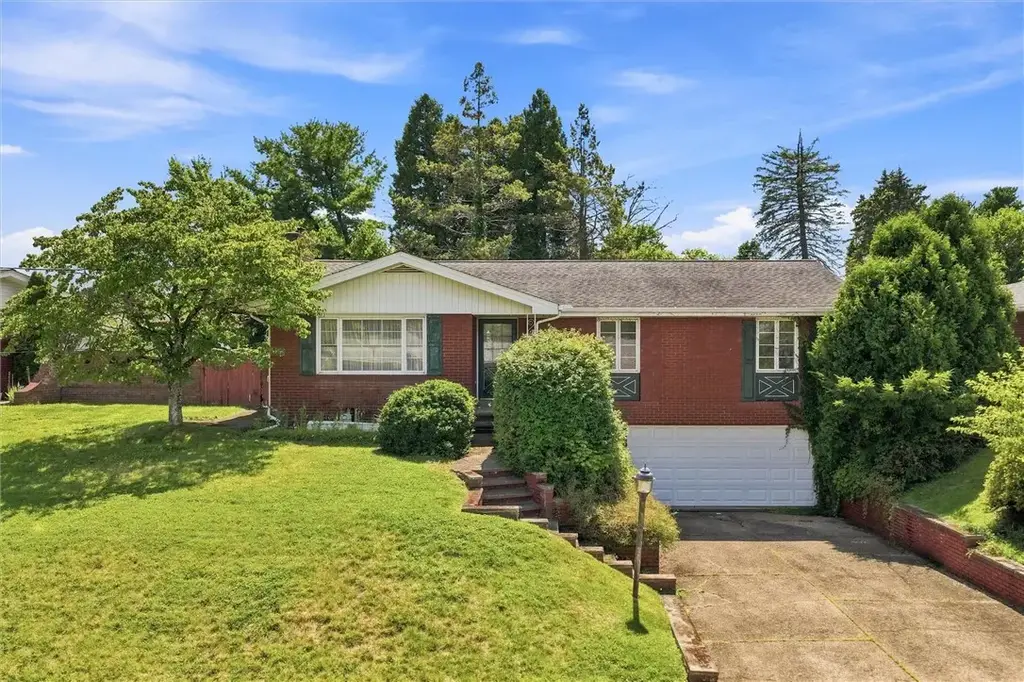 38 Jefferson Avenue , Monessen