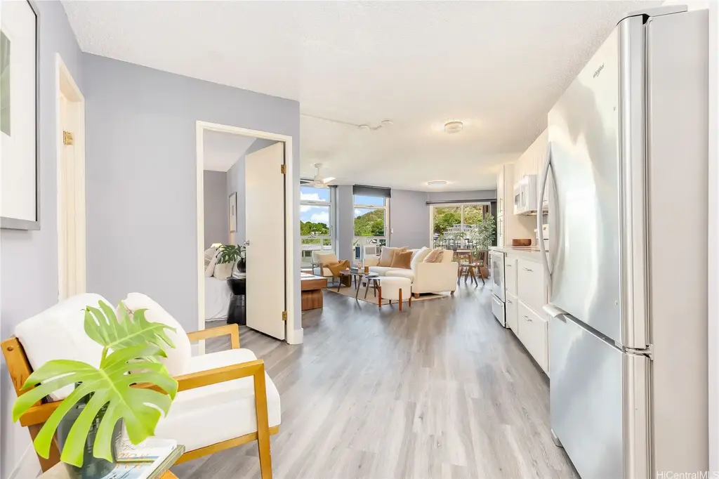 1031 Maunaihi Place # 305, Honolulu