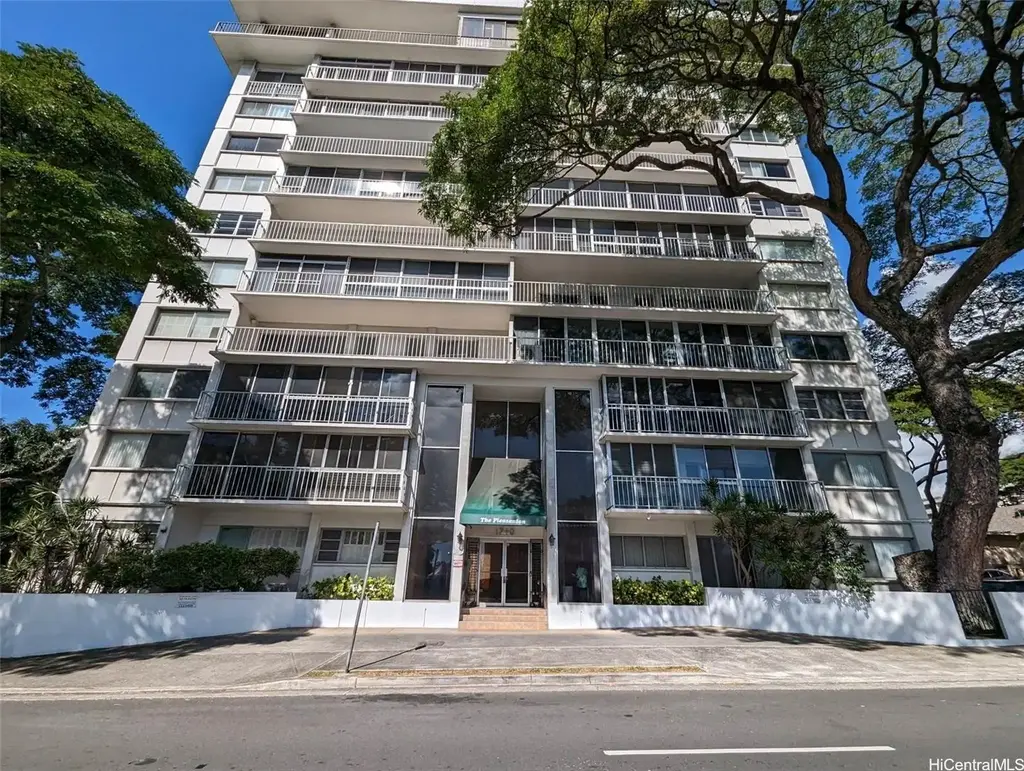 1710 Punahou Street # 403, Honolulu