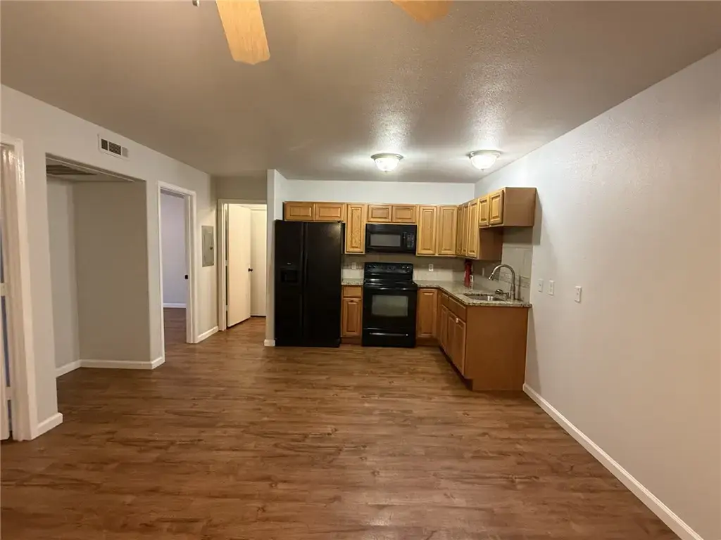 8148 Randall Lane 4, Decatur