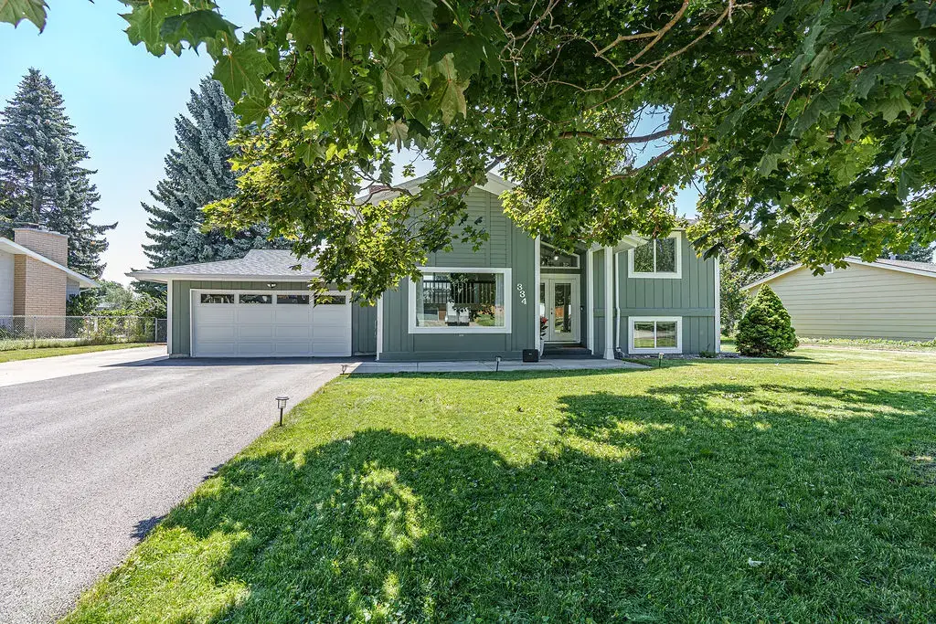 334 Hilltop Avenue, Kalispell