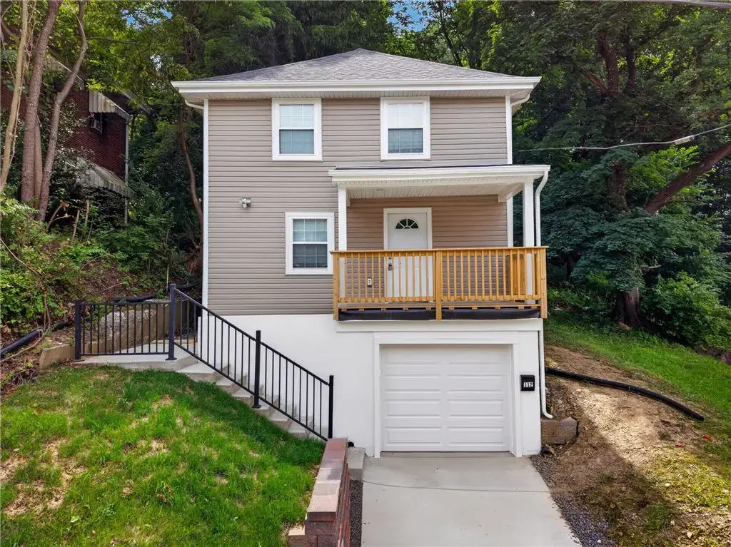 112 Locust Street , Aliquippa