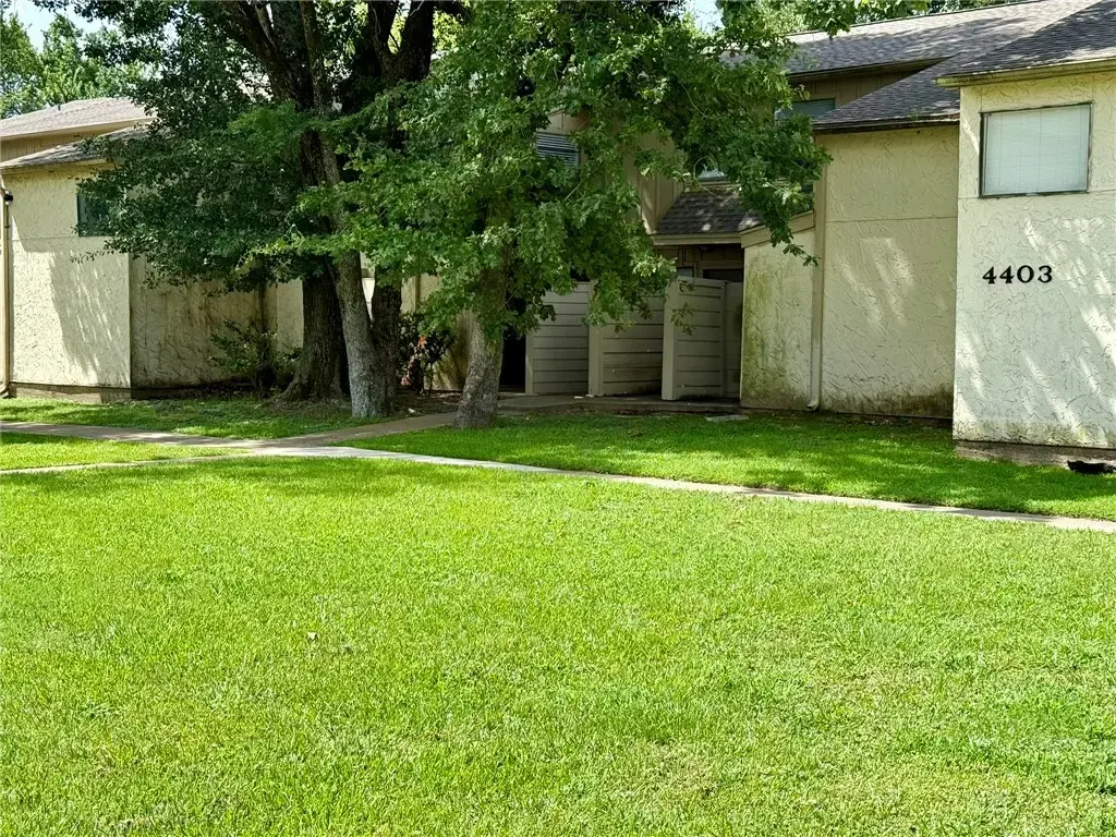 4403 Carter Creek Parkway 5, Bryan