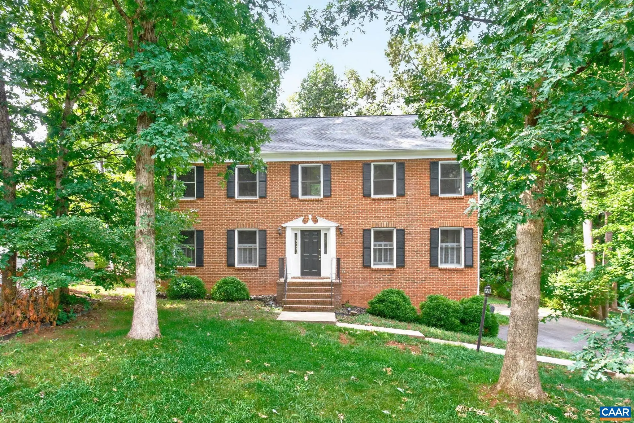 1893 Amberfield Dr, Charlottesville