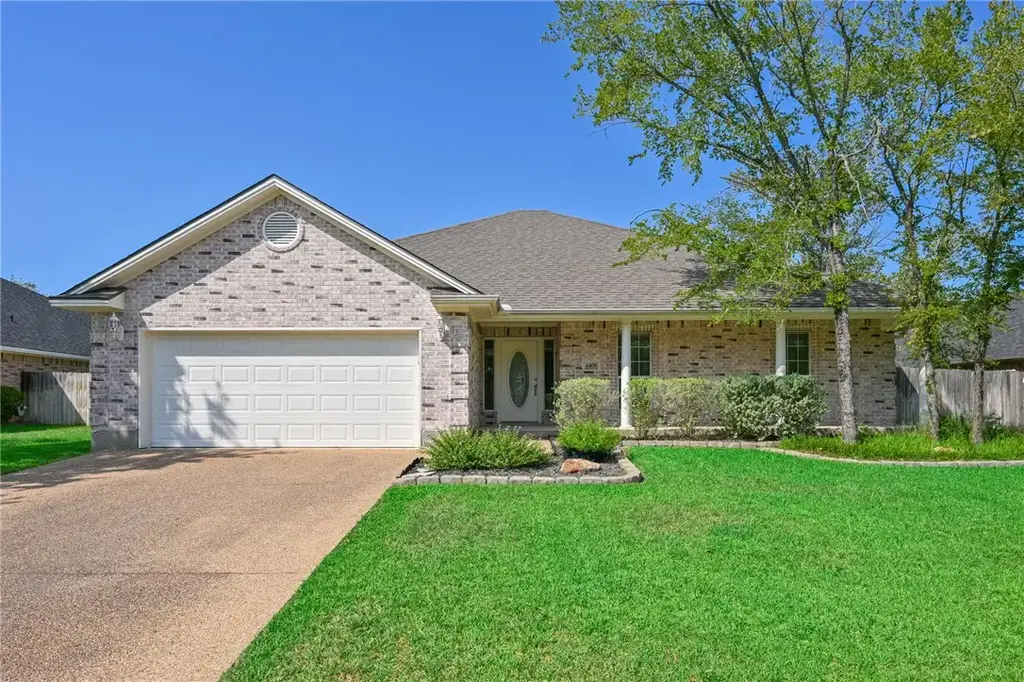 4406 Colony Chase Drive, Bryan