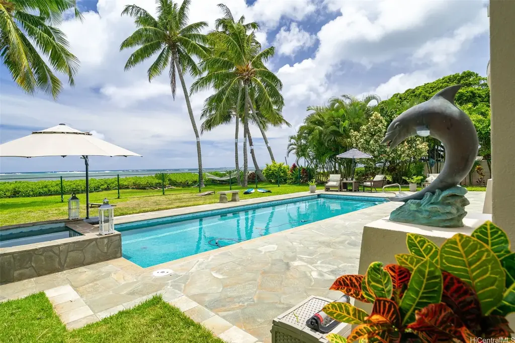 5599 Kalanianaole Highway, Honolulu