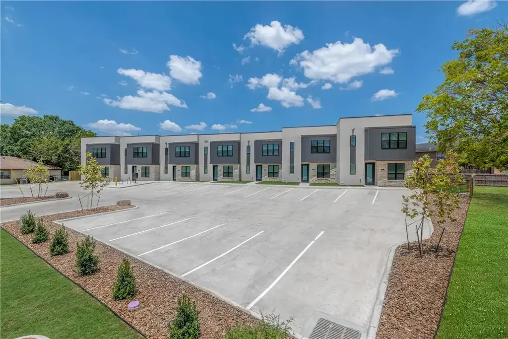 1533 Pine Ridge Drive, College Station